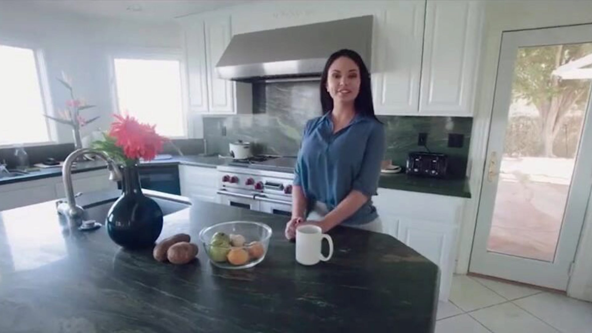 Jealous stepmom flashed me how chicks suppose to poke Jealous step-mother showed me exactly how hotties suppose to ravage after I said her I gangbanged my gf and how this honey just laid there