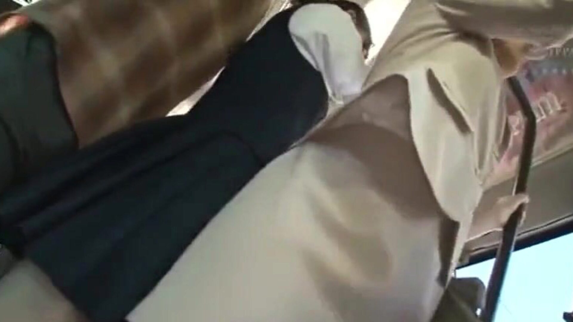 Japanese Schoolgirl Searches for her Prey on Bus