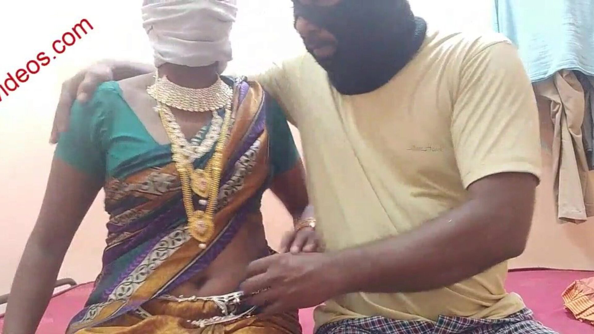 गांव की अनजान लड़की को चोदकर मां बनाया